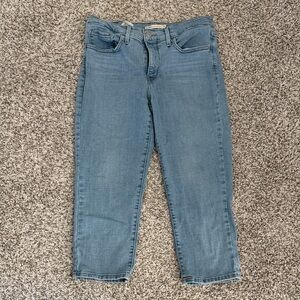 Levi's Light Blue Capris